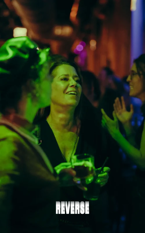 reverse_logo_16_1_1x