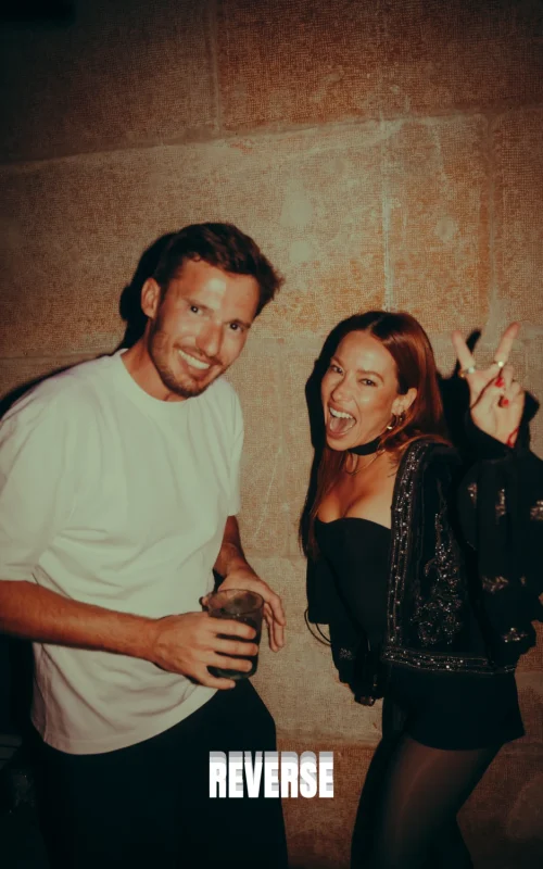 reverse_logo_21_1_1x