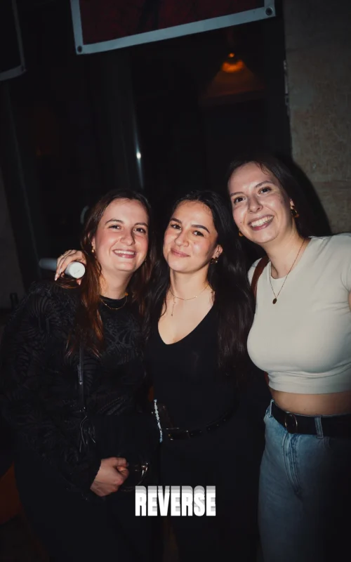 reverse_logo_24_1_1x