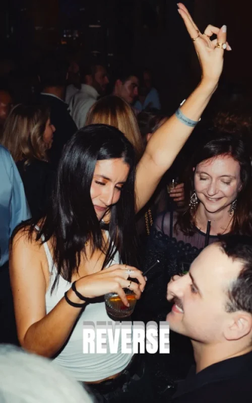 reverse_logo_39_1_1x