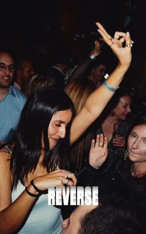 reverse_logo_40_1_1x