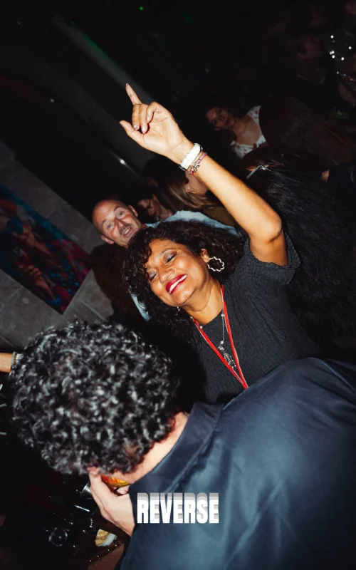 reverse_logo_43_1_1x